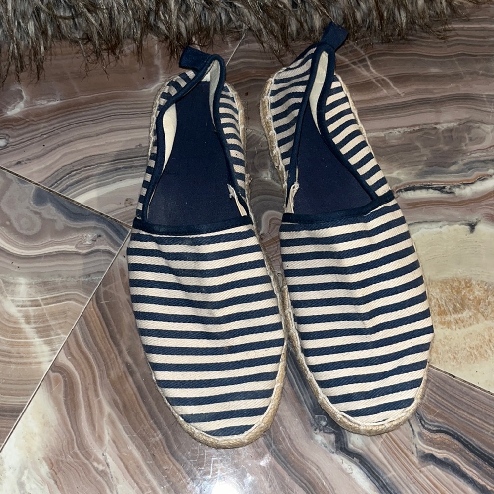 White and Navy canvas Men shoes size 10.5